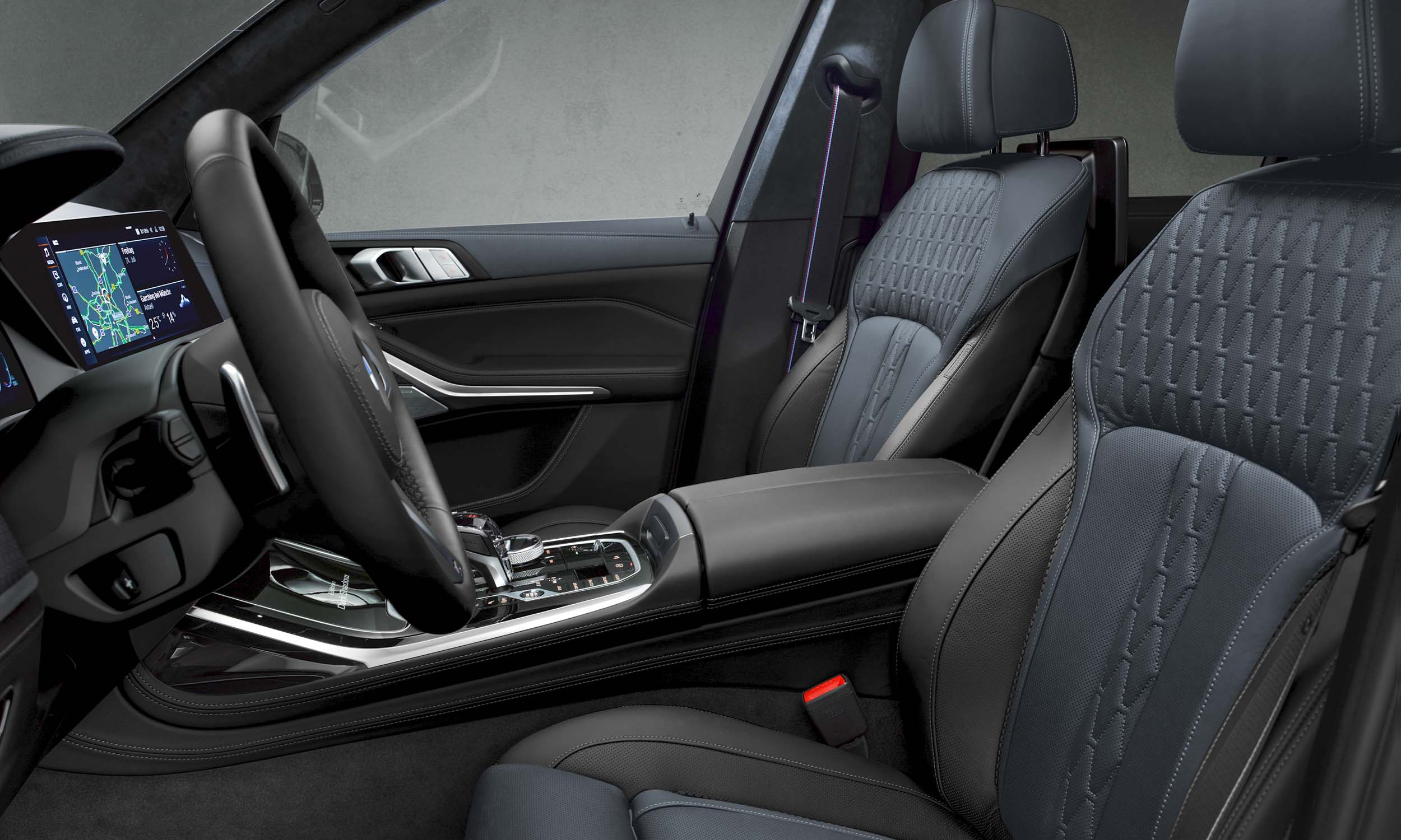 Premium SUV for comfortable Napa and Sonoma wine tour transportation
